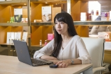 大江生醫引進 InstaShow WDC10 多人無線簡報系統 即時回應市場需求